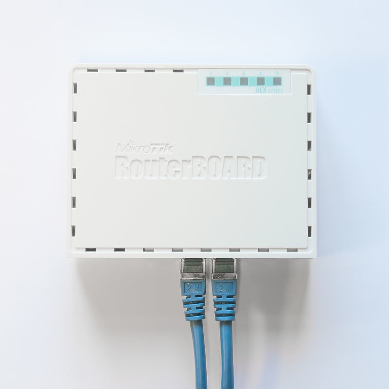 MikroTik RB750GR3, Router, Mikrotik RB750GR3 wired RB750GR3 (BILD5)