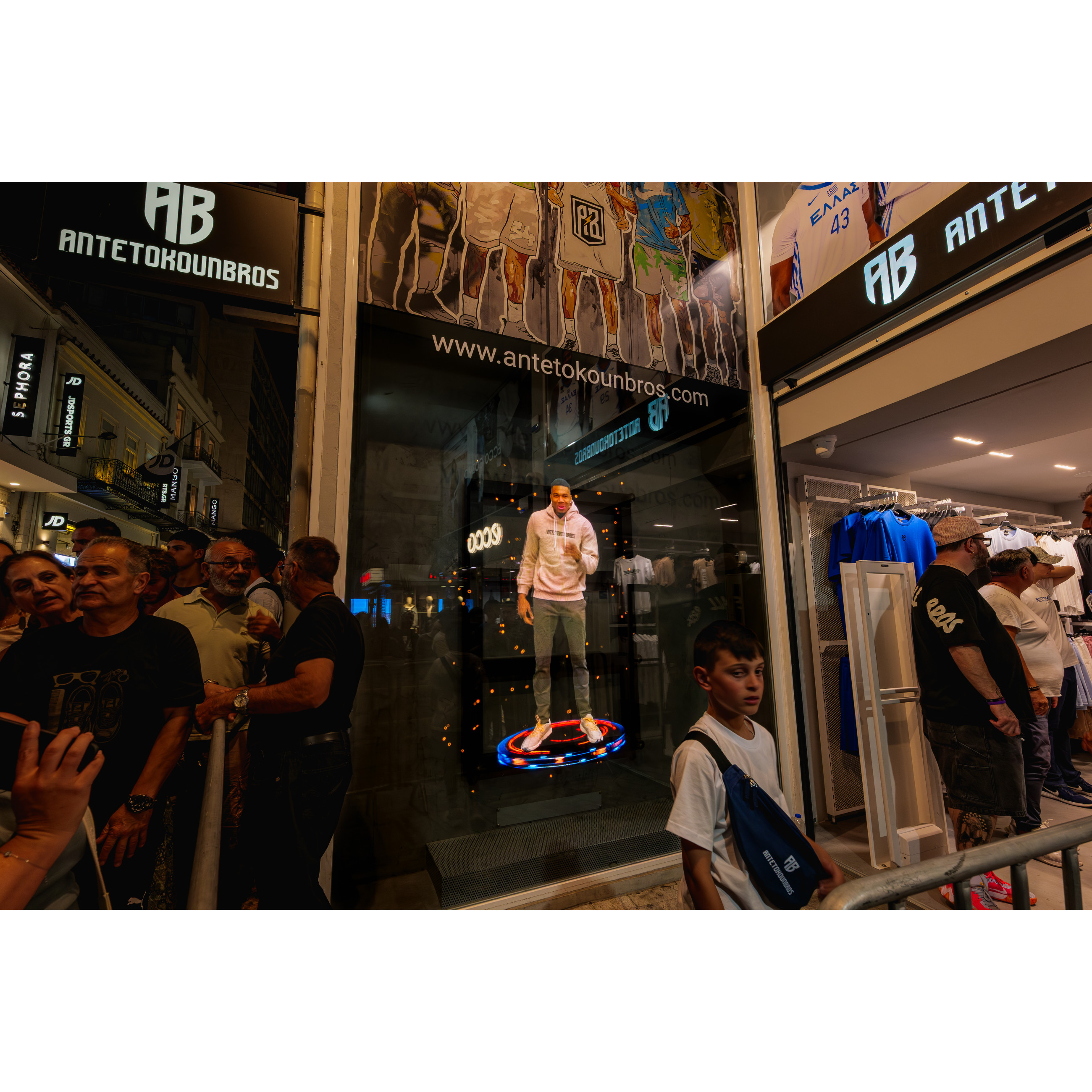 HYPERVSN SmartV Wall LB 12 units