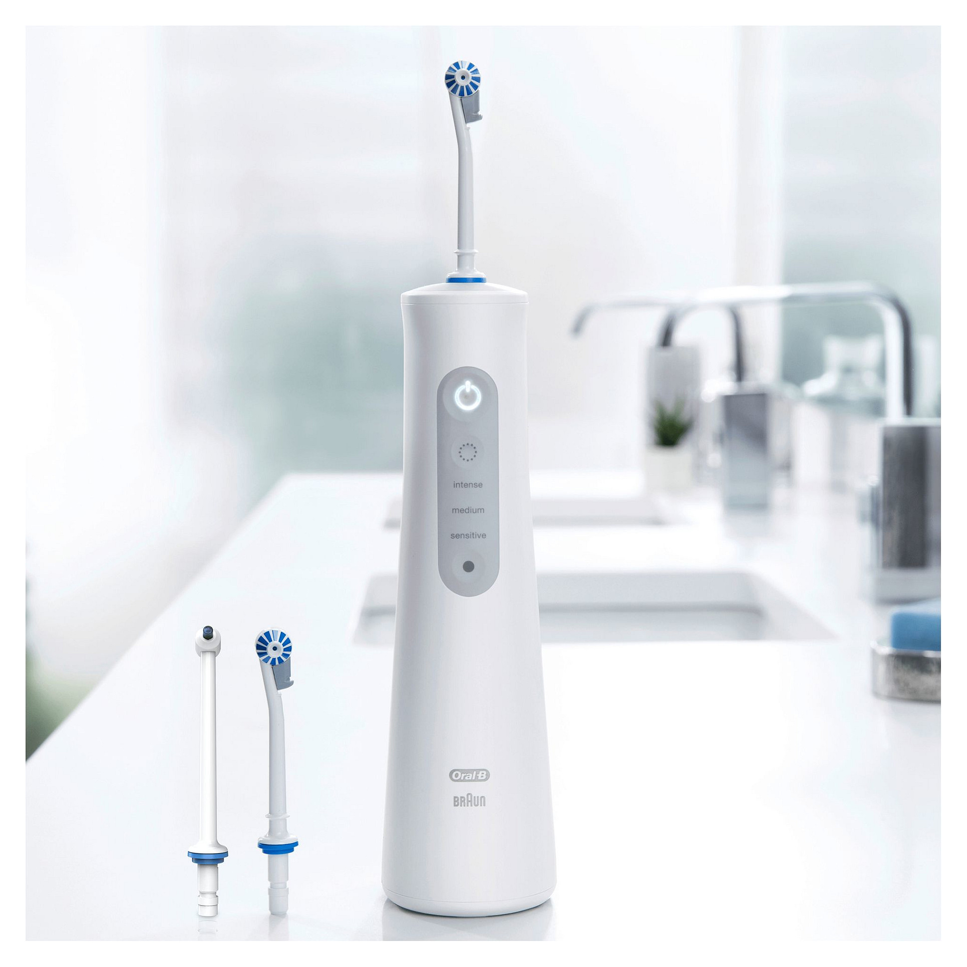 Oral-B AquaCare 6 Pro-Expert