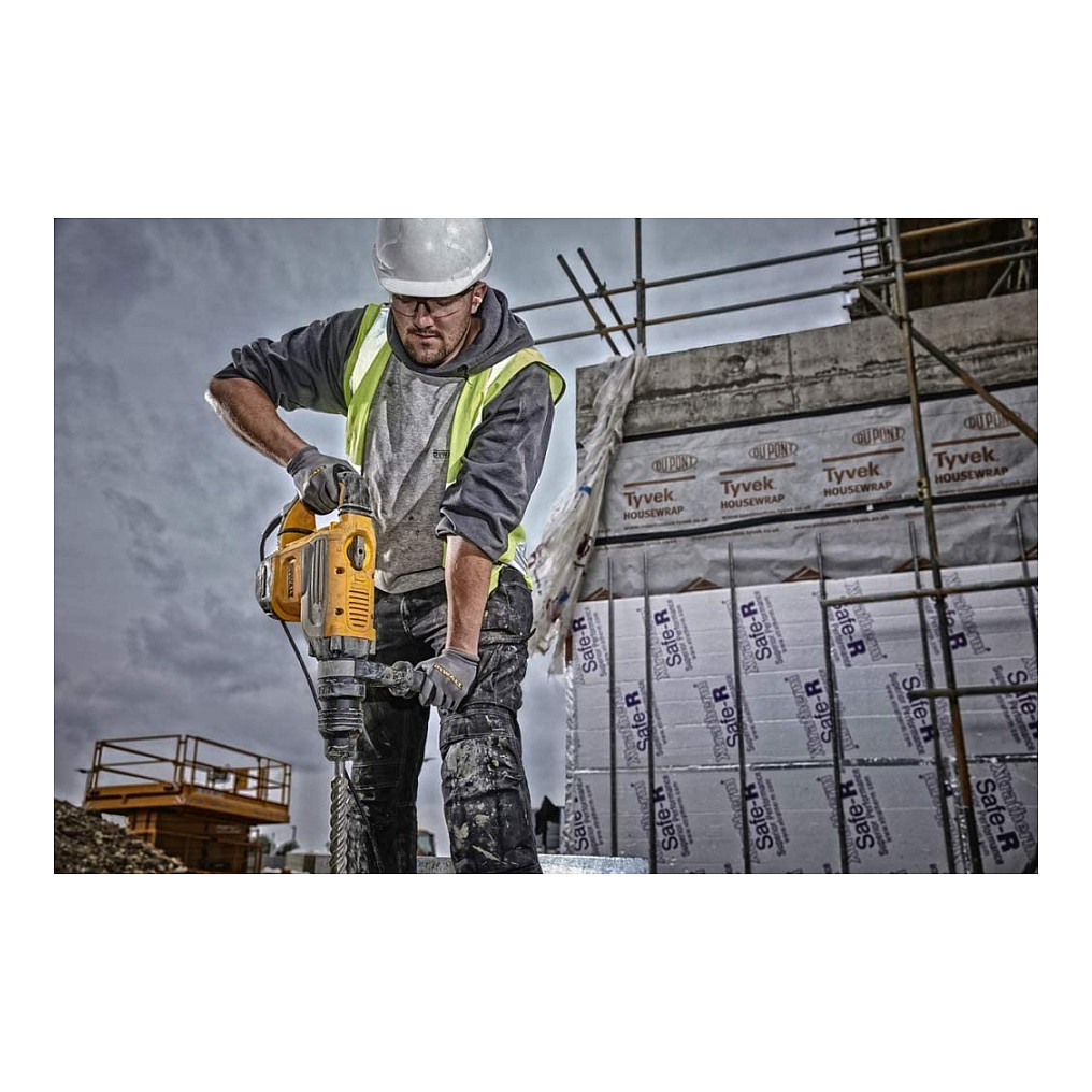 DeWALT D25773K-QS hammer