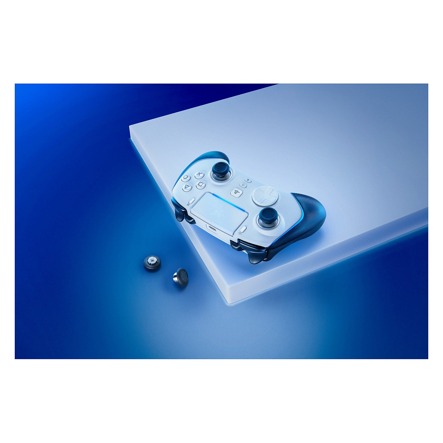 Razer Wolverine V2 Pro