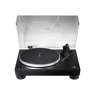 Audio-Technica AT-LP5X audio turntable
