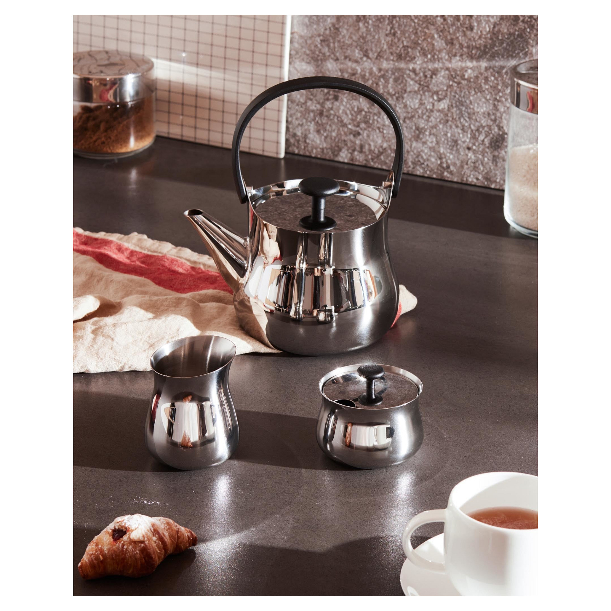 Alessi NF01 kettle