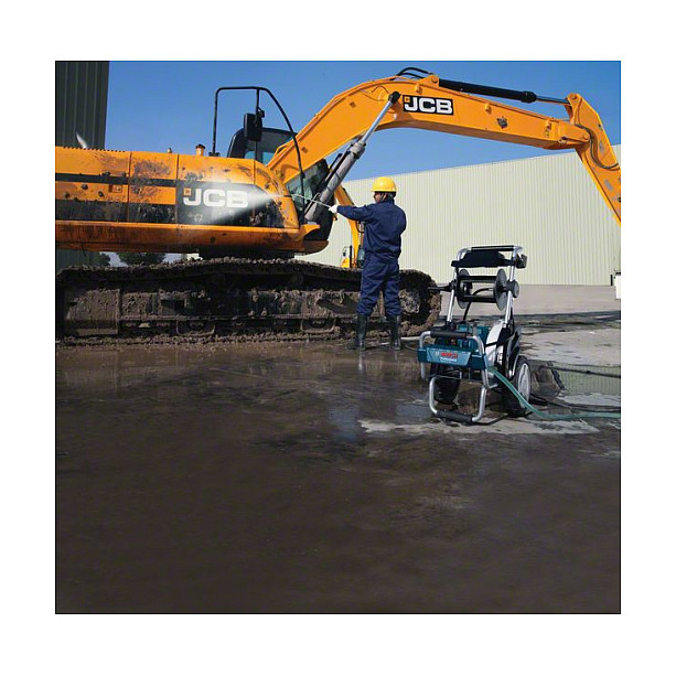 Bosch GHP 8-15 XD pressure washer