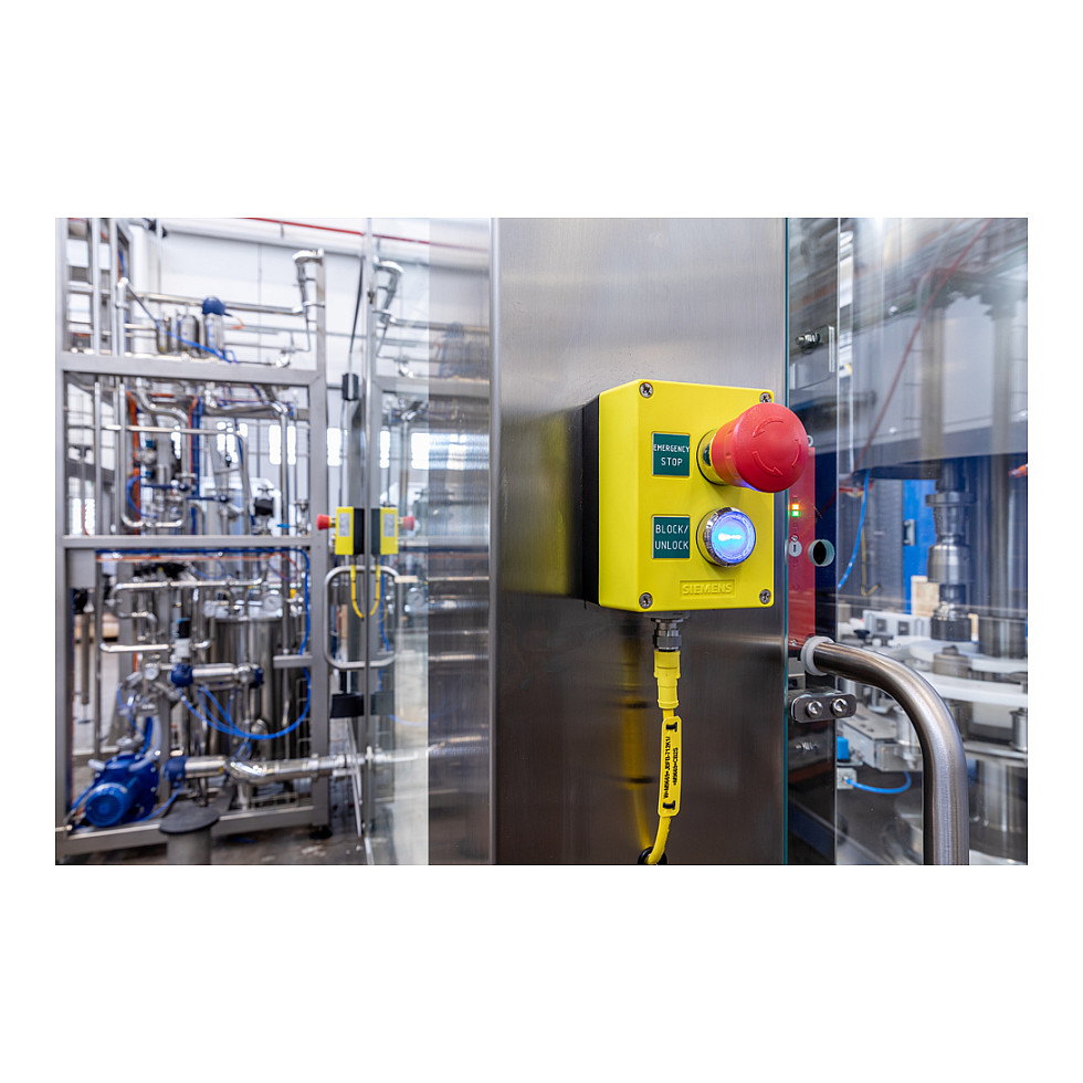 Siemens 3SU18060AA000AB1 Gehuse f.Befehlsgerte 22mm rund
