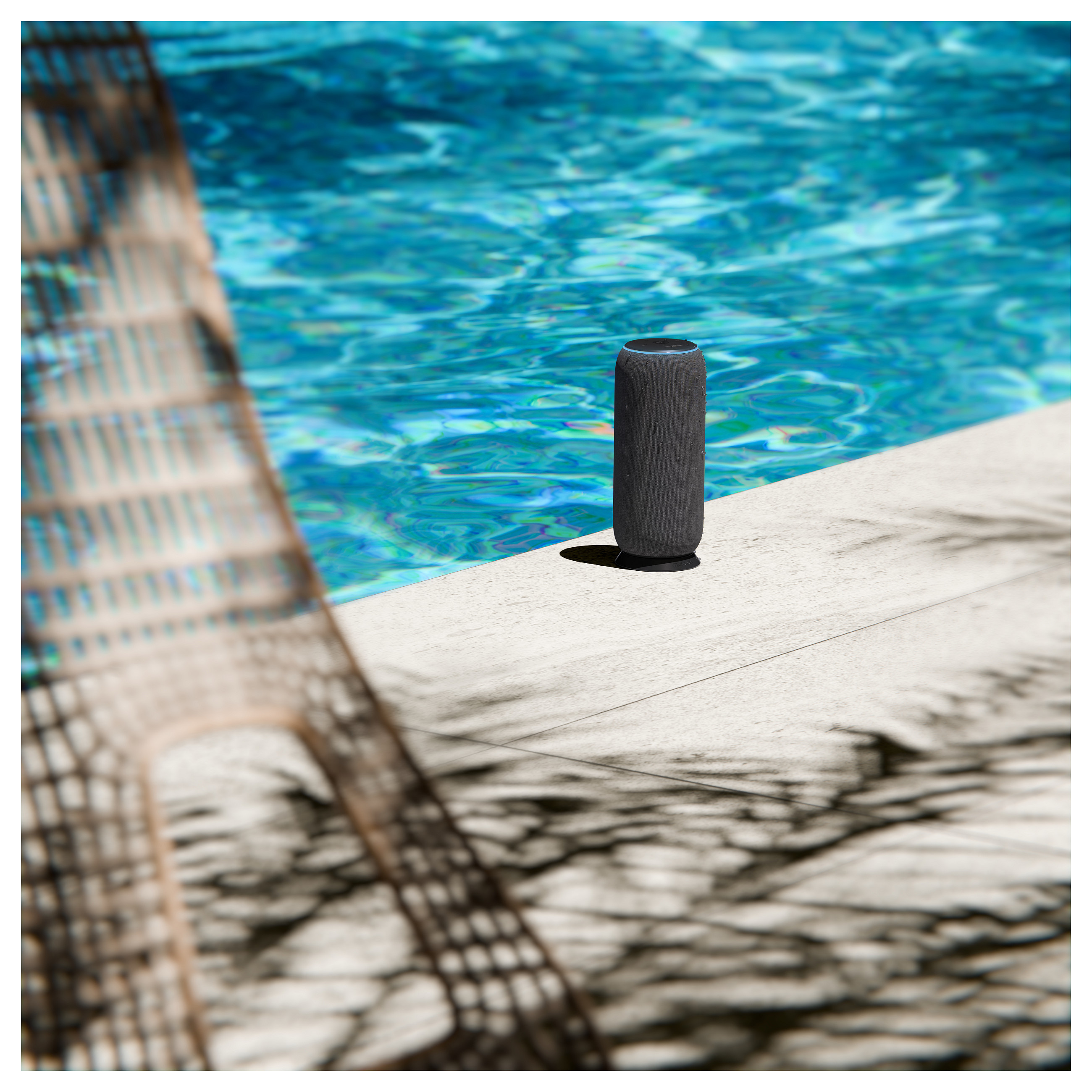 Motorola Moto Sound Flow portable Bluetooth Wi-Fi speaker 30W Sound by Bose IP67 12-hourMMB