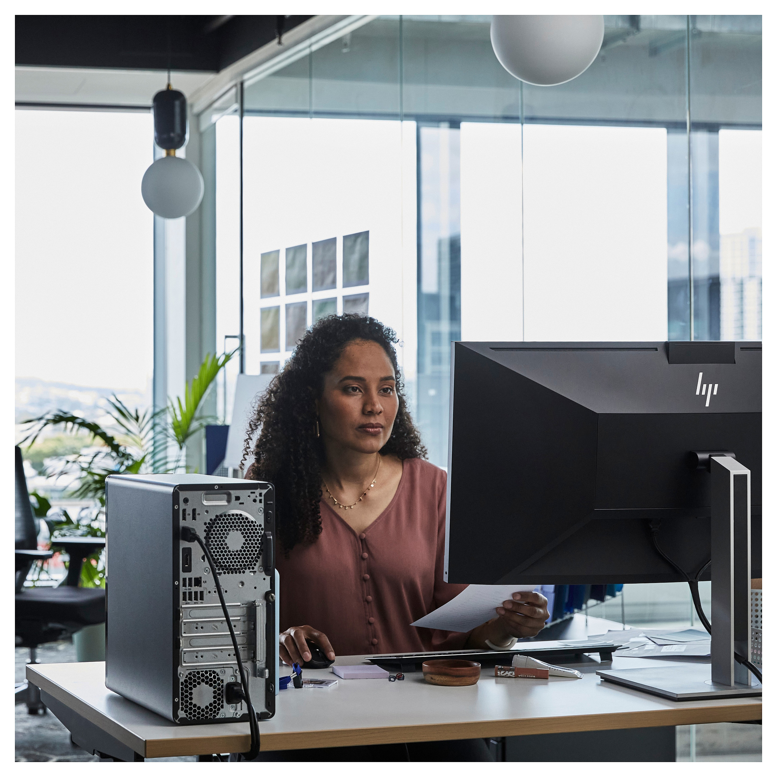 HP Elite Tower 800 G9 Intel Core i9-14900 32GB 1TB/SSD NVIDIA RTX 3050 8GB W11P 1J War (DE)